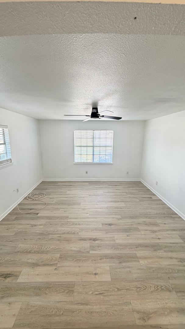 3 bedroom....or is it a FOUR BEDROOM? 2 bath, 2 car garage! – photo 4
