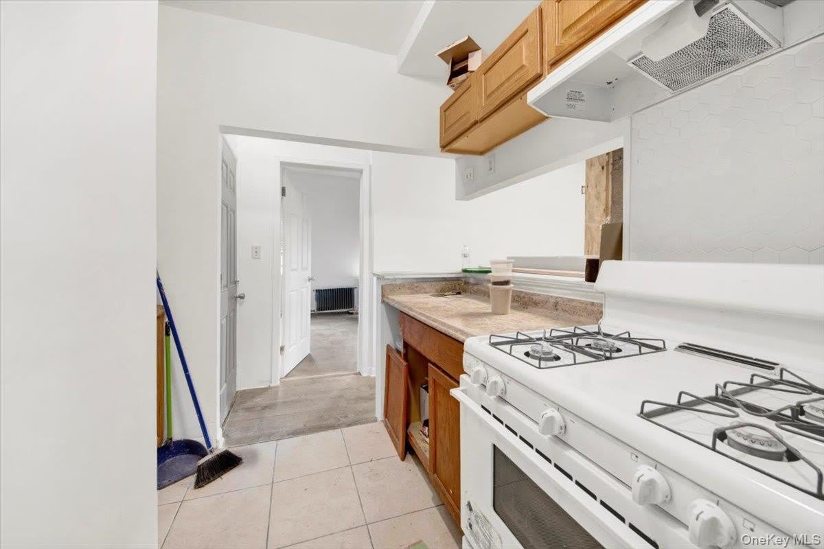 17 Lamartine Avenue – photo 4