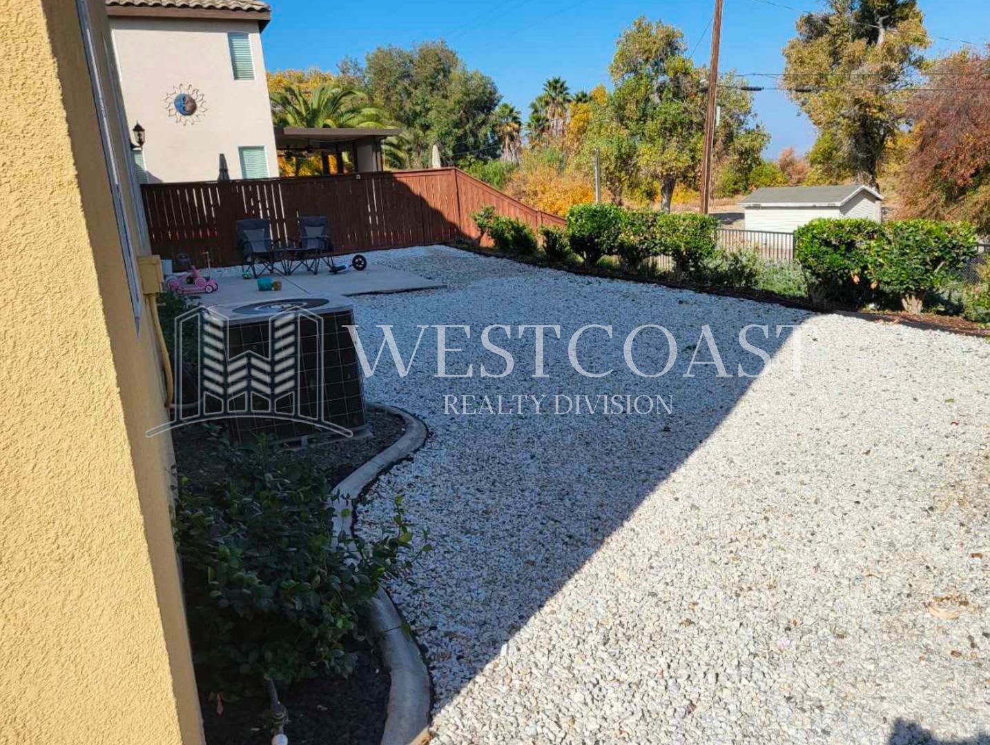 Available Now Reduced Rent Beautiful 3 Bed 3 Bath And 2 Car Garage In Lake Elsinore Minutes From The Late – photo 2