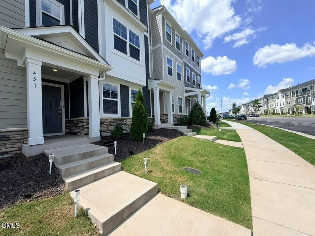 451 Carolina Springs Boulevard – photo 2