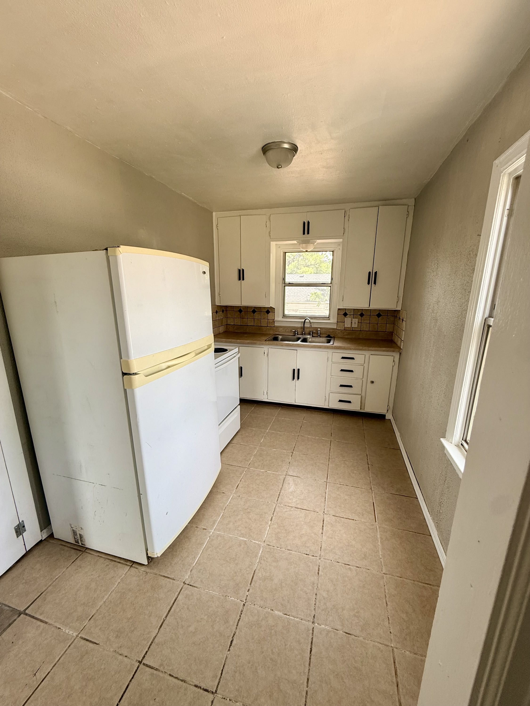 312 North Johnson Street – photo 3