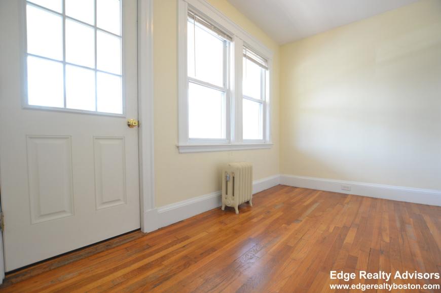 44 Bostonia Ave. – photo 3