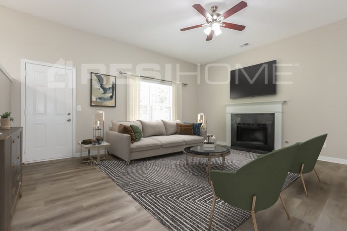 2264 Creekview Trail – photo 4