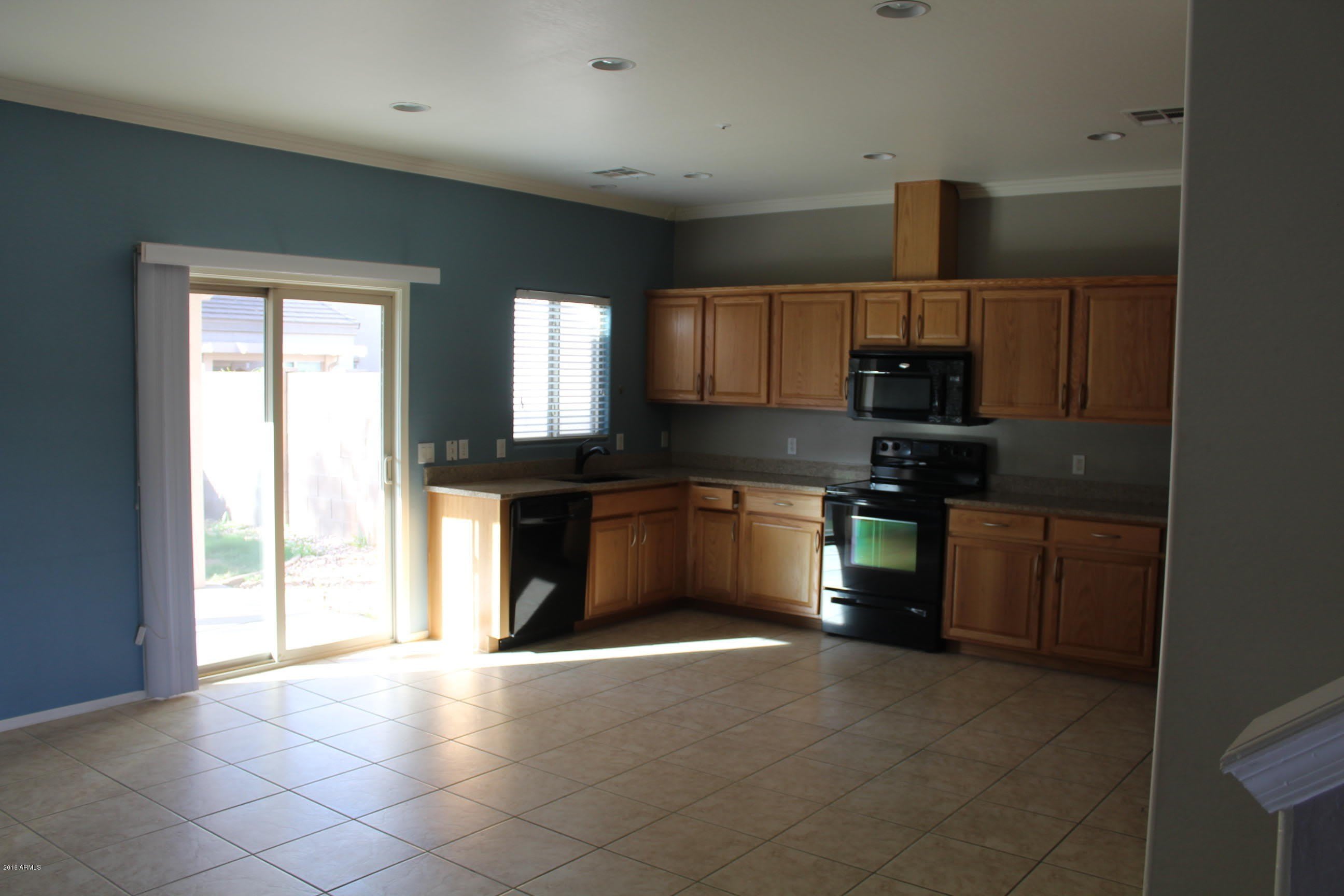 8851 W Dahlia Drive – photo 3