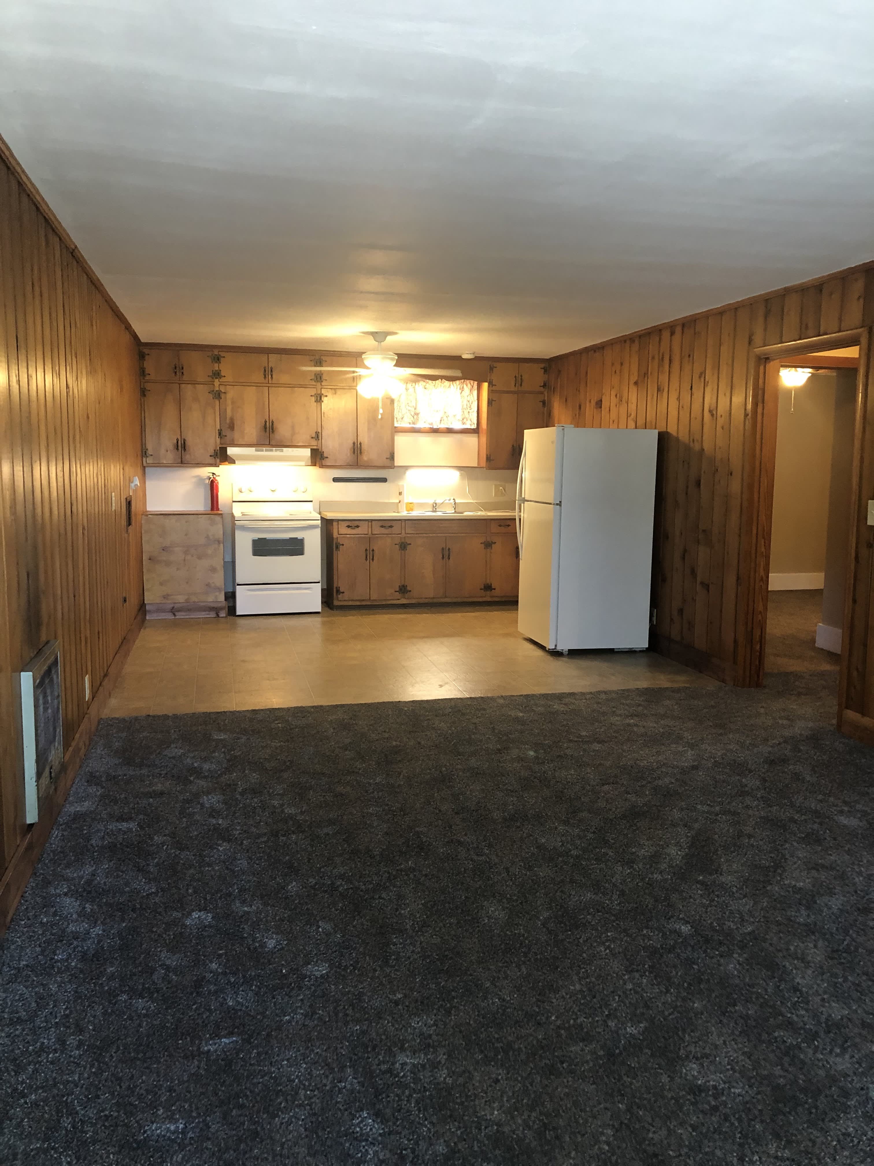 213 East Walnut Street – photo 2