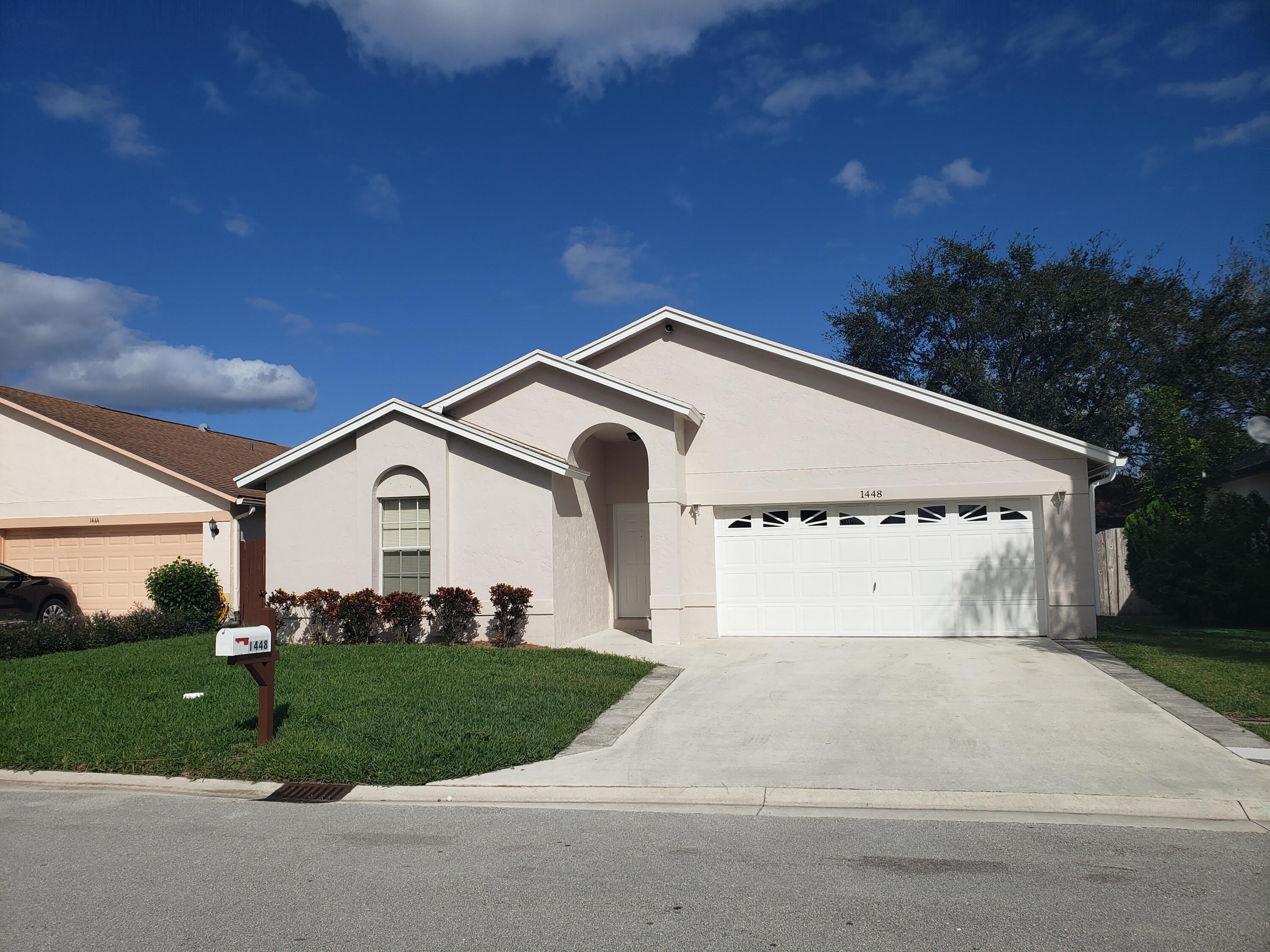 1448 Waterway Cove Drive – photo 2