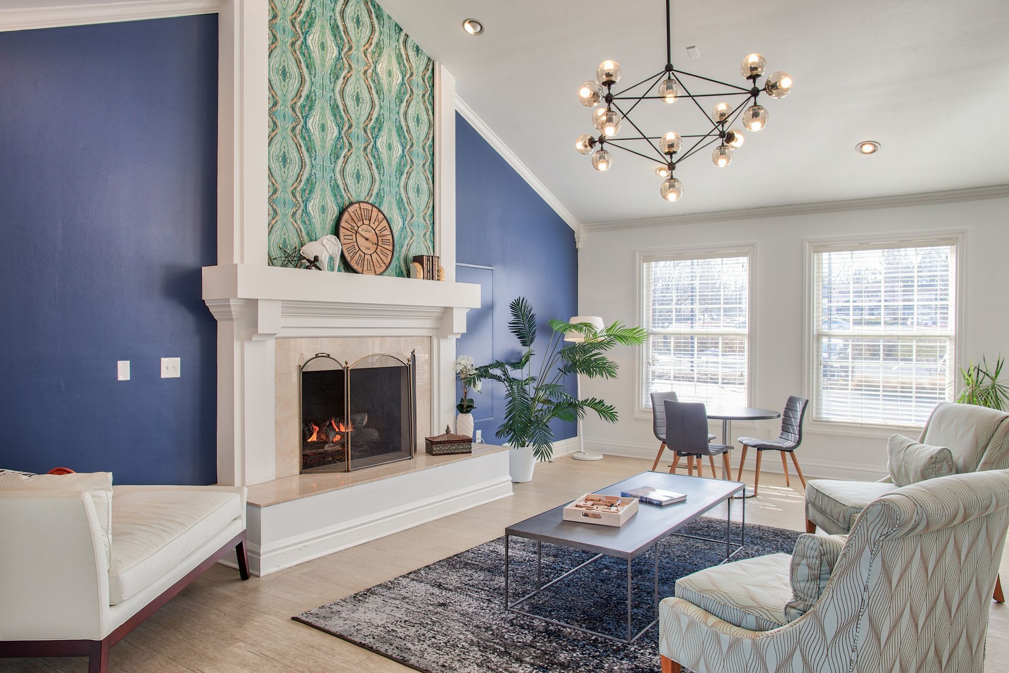 Lakeshore Apartments – photo 5