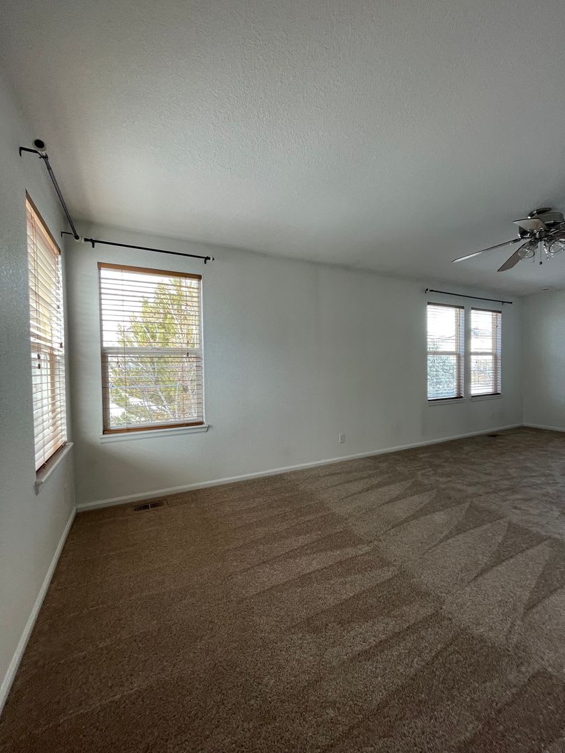 Spacious And Bright With A Great Yard 4Bd 3 5 Ba Home In Northglenn Near Parks New Paint And Carpet Close To Light Rail – photo 4