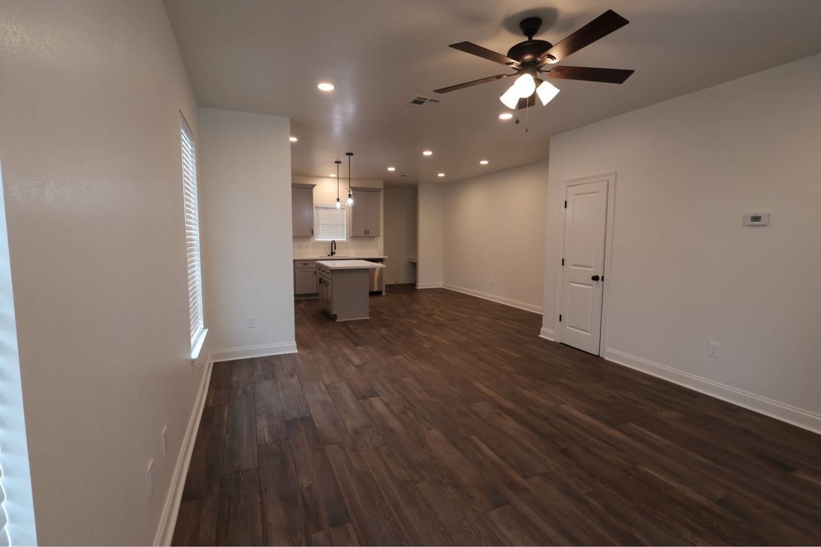 South Lake Charles Townhome 3/2.5 – photo 4
