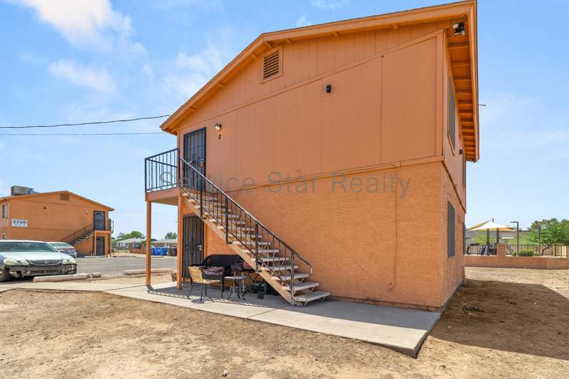 2222 E Pueblo Ave – photo 2