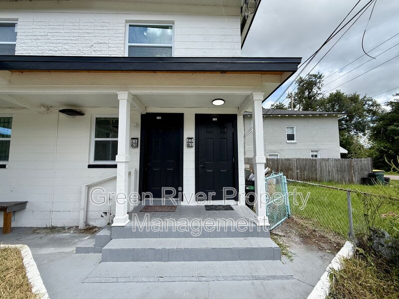 1161 W 5th Street – photo 4