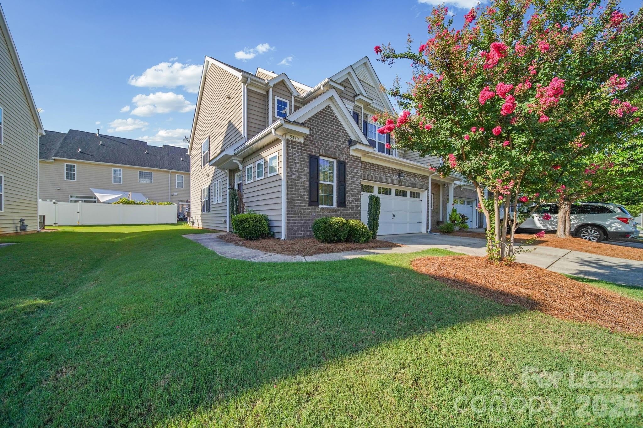 5470 Allison Lane – photo 3