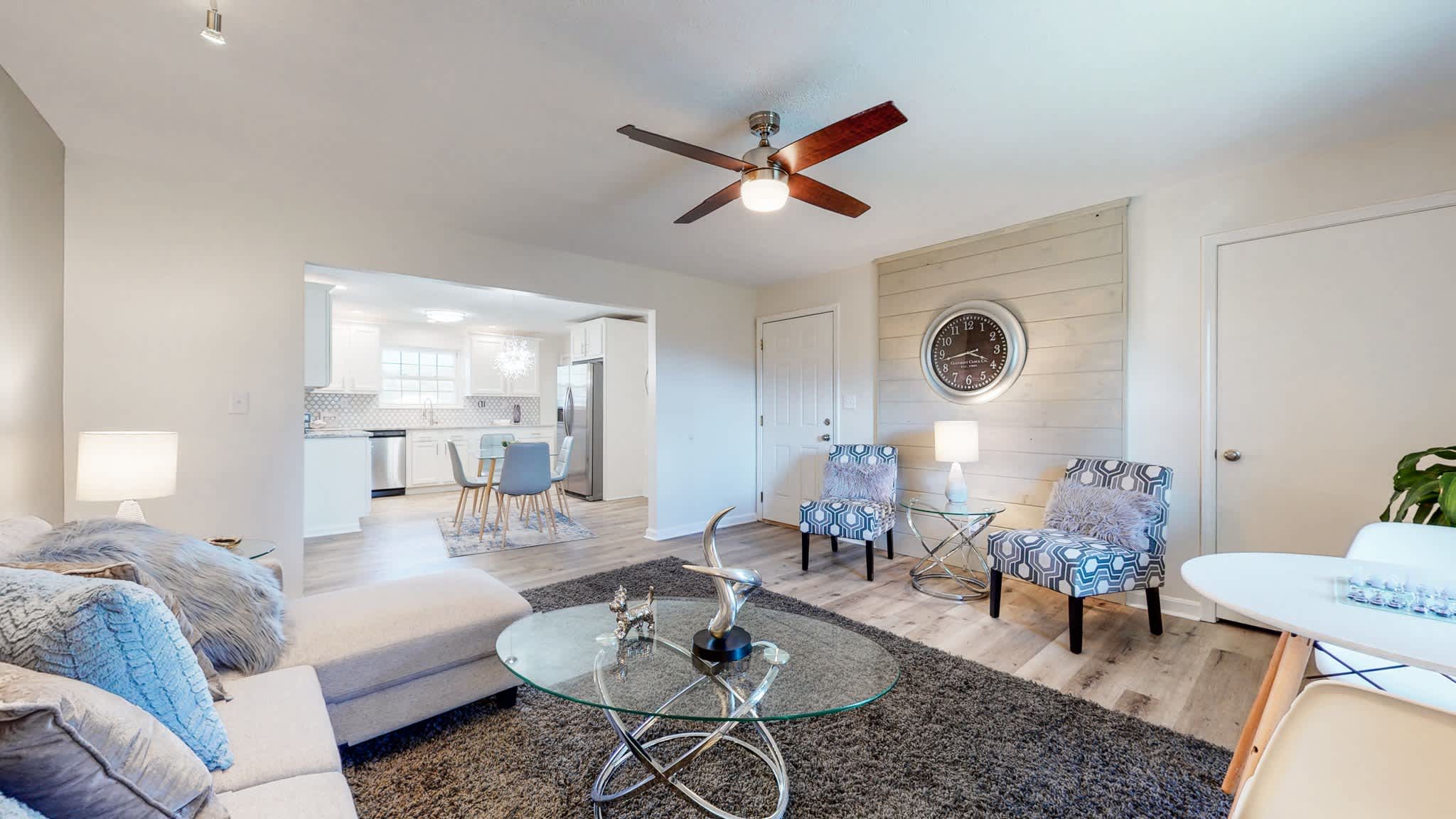 142 Topfield Road – photo 3