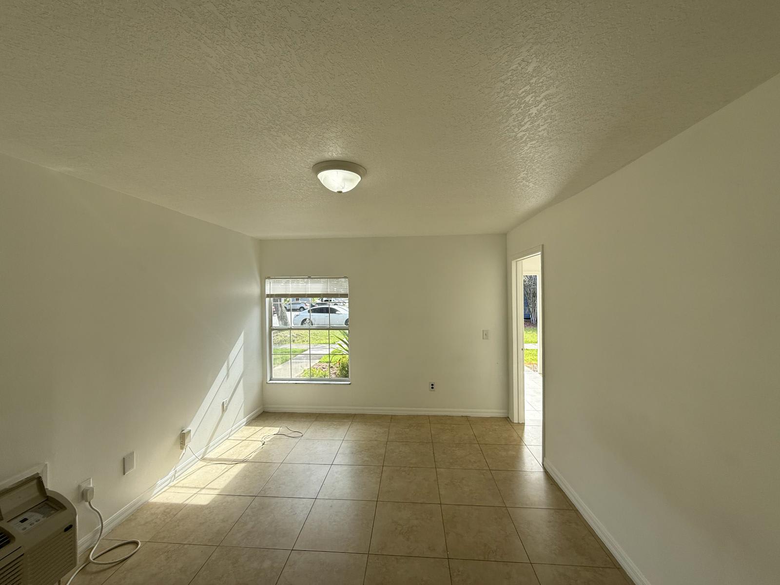 316 Mango Drive B – photo 4