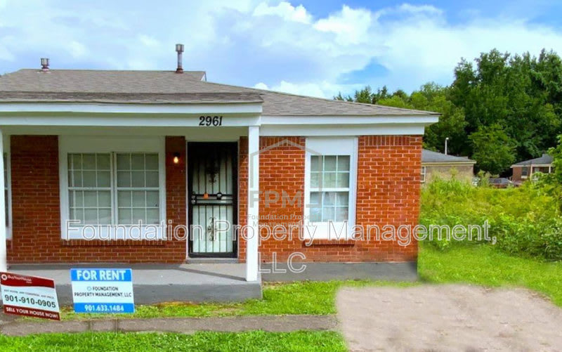 2961 Grenadier Cove – photo 1