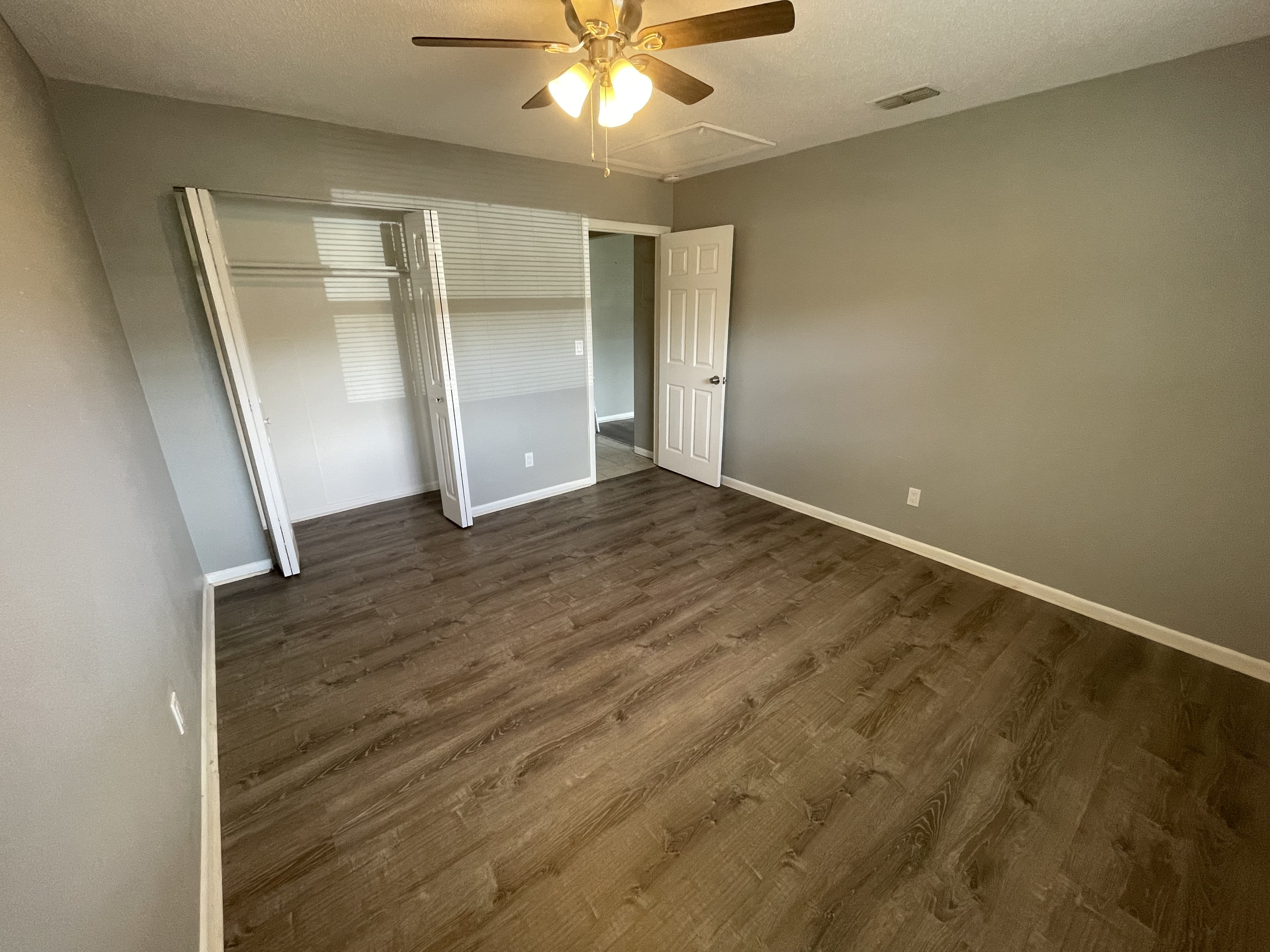 13911 19th St Apt 1 – photo 2
