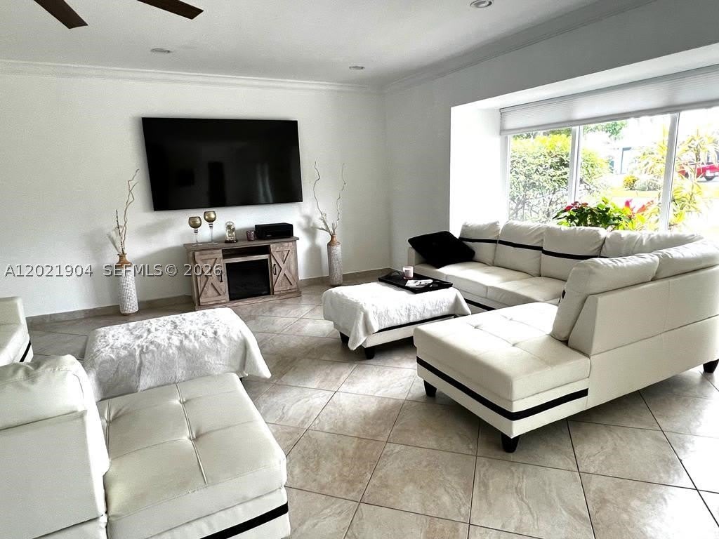 3324 Lakeview Blvd – photo 5