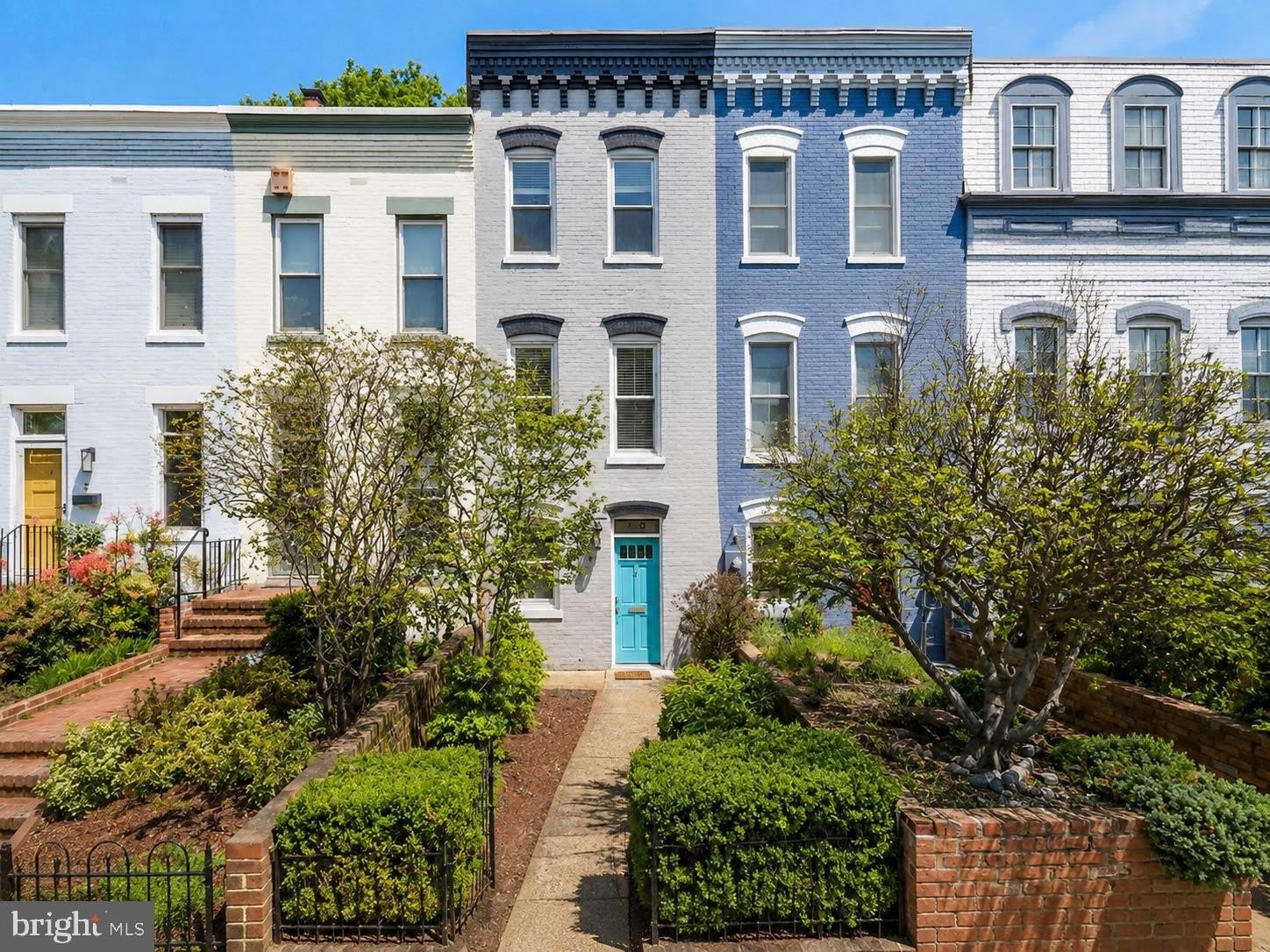 320 G Street SE – photo 2
