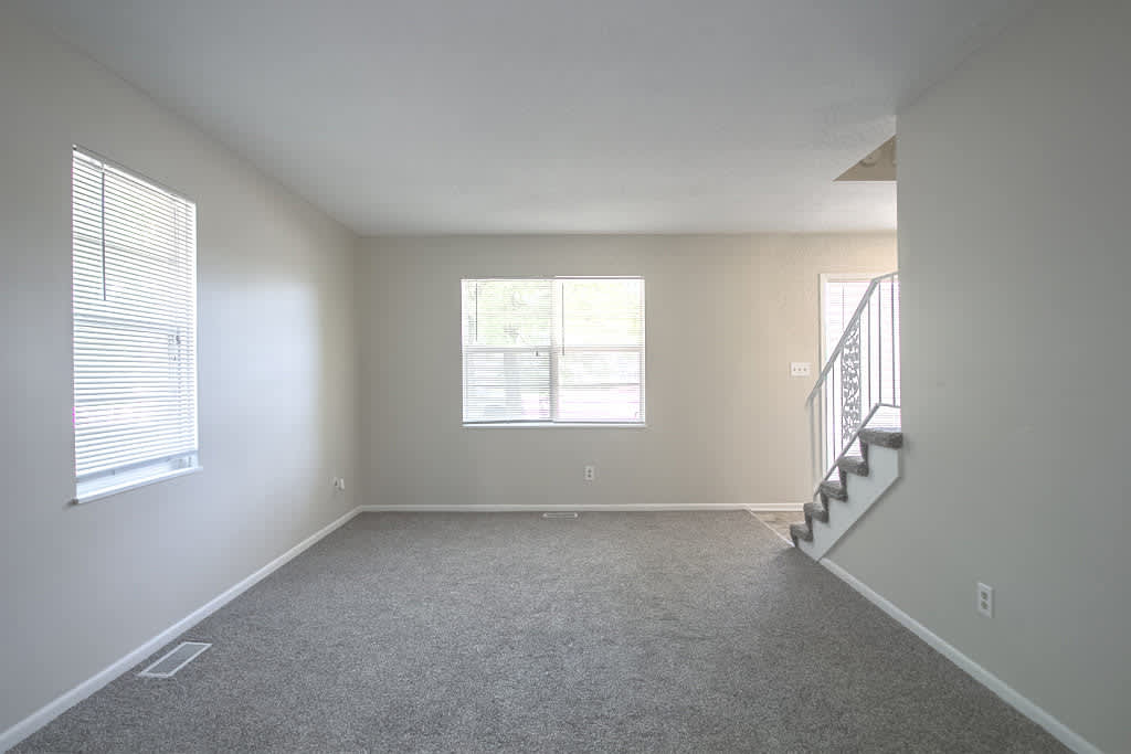Newly Remodeled 3 Bedroom with Finished Basement – photo 4