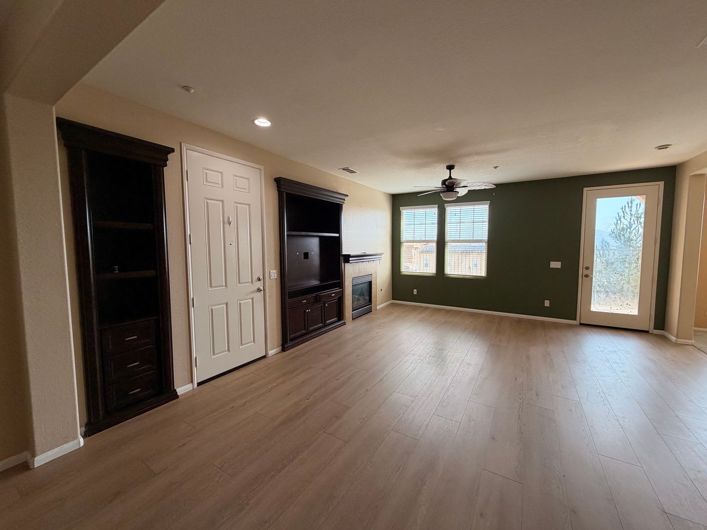 FOR RENT – 1729 Cripple Creek Dr #4, Chula Vista, CA 91915 – photo 1