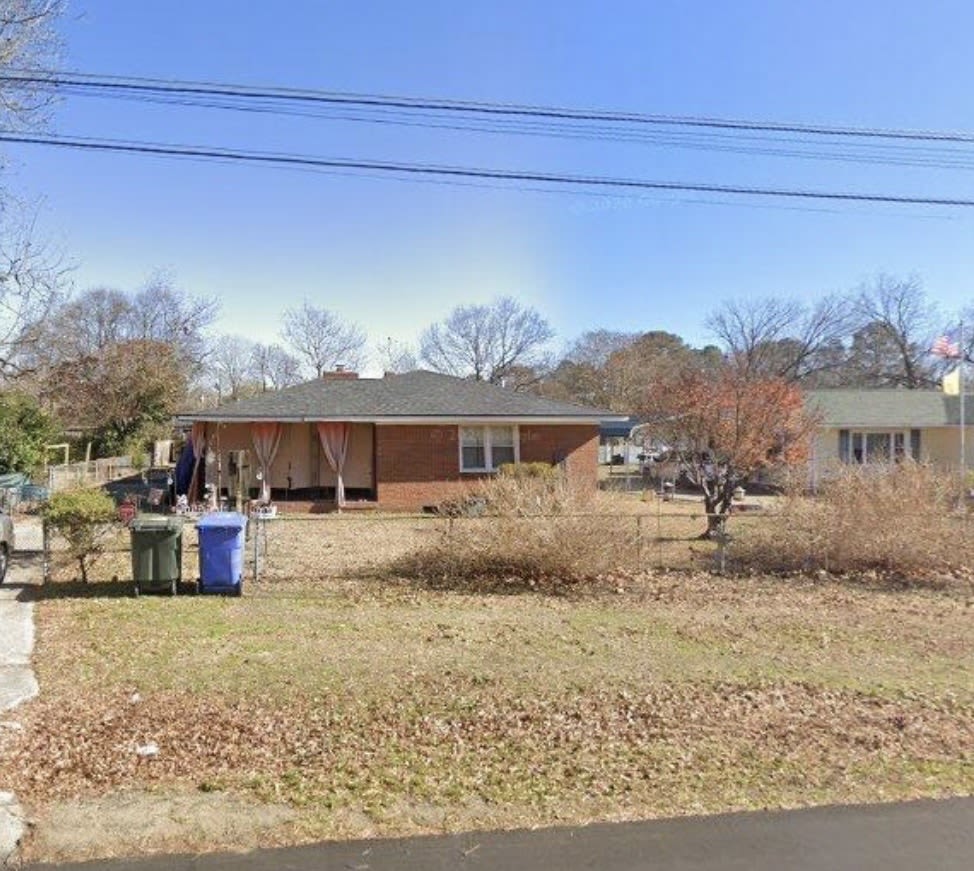 805 Hemlock Drive – photo 1