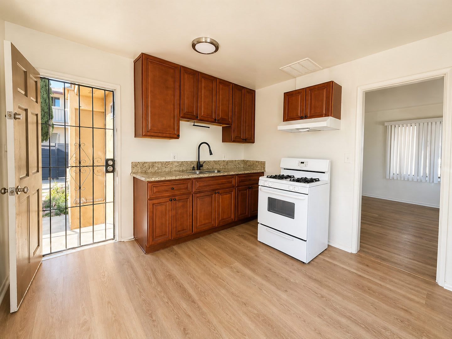 North National City 2 bedroom Home with large private yard and parking – photo 4