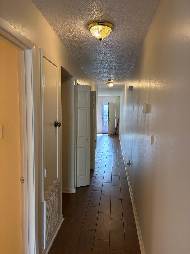 3 Bedroom Townhome Just 3 Blocks from St. Charles Ave. – photo 4