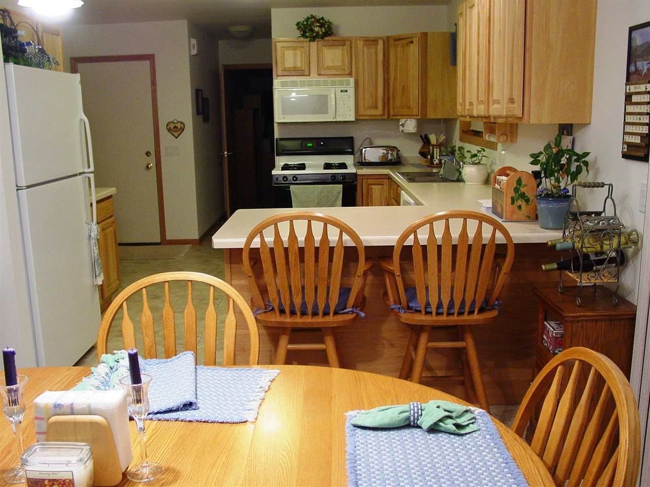5506 Quarry Hill Drive – photo 4