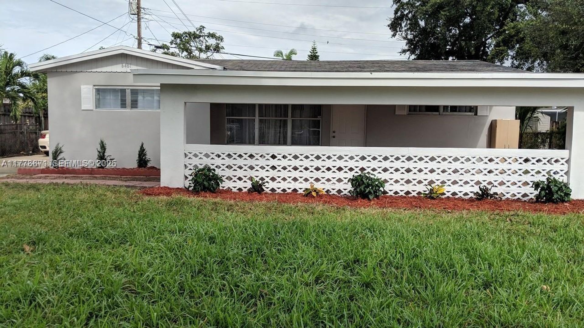 3 Bedroom 2 Bath – photo 1