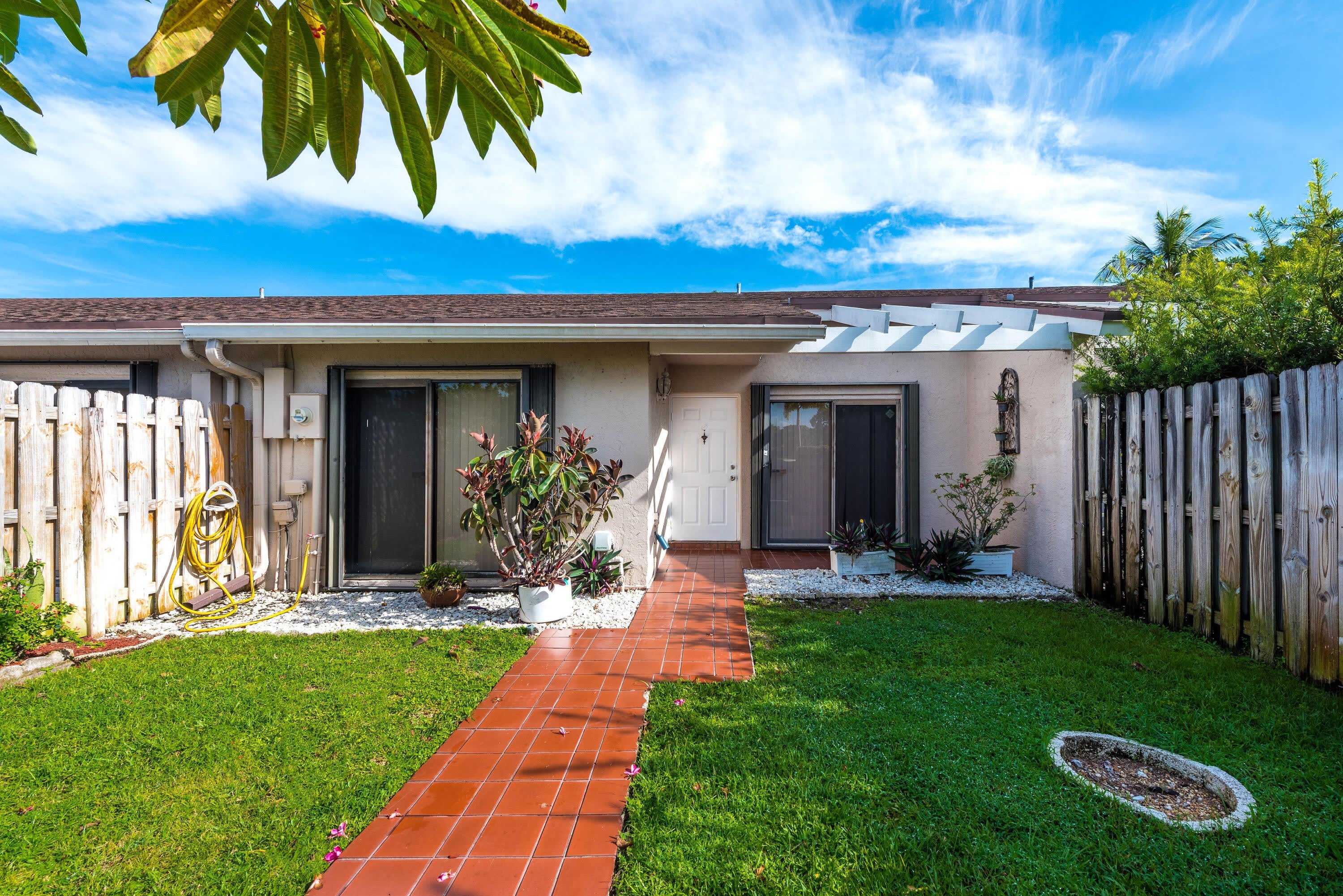 1013 NW 53RD Street – photo 3