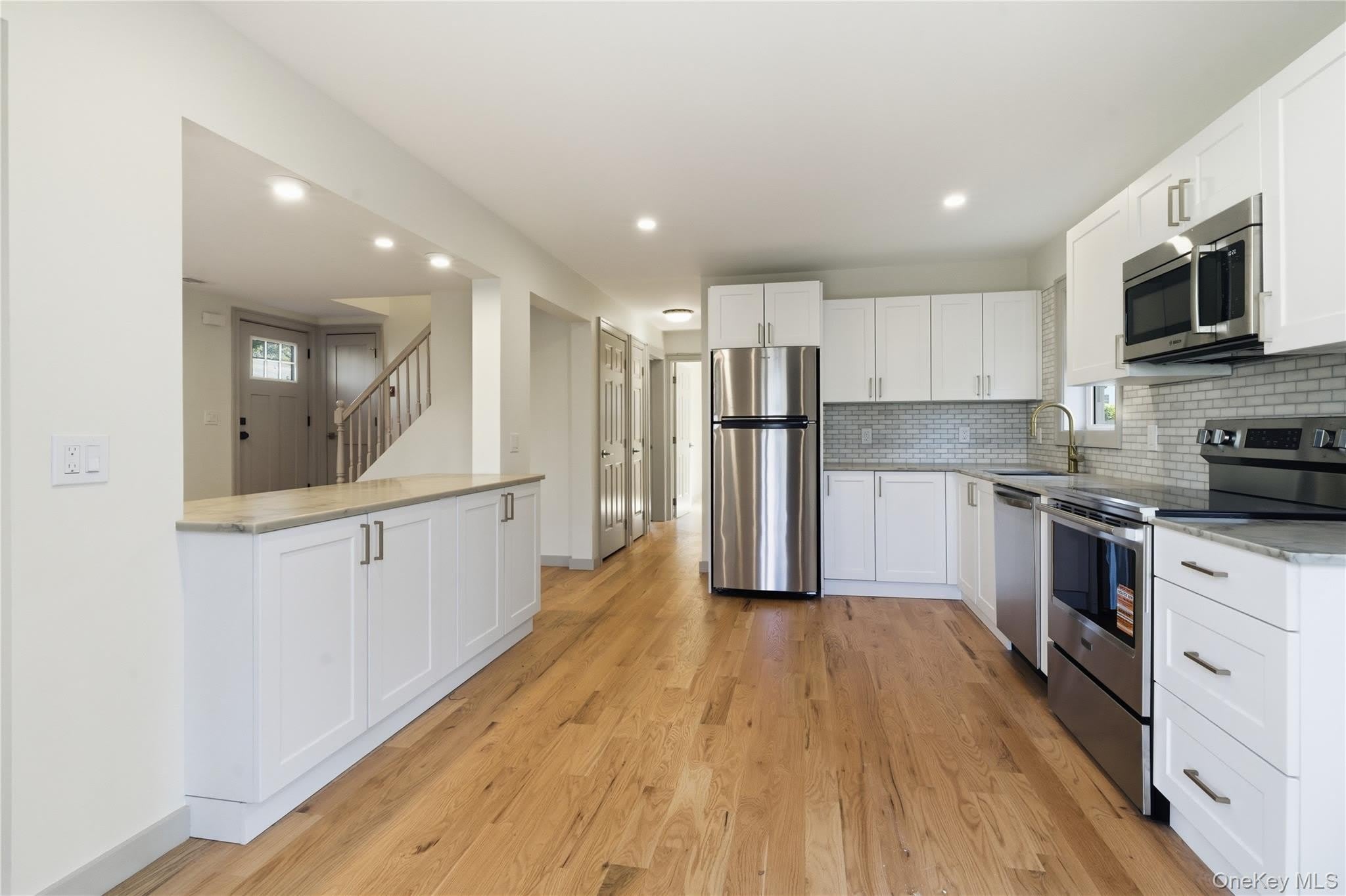 336 2ND Street – photo 5