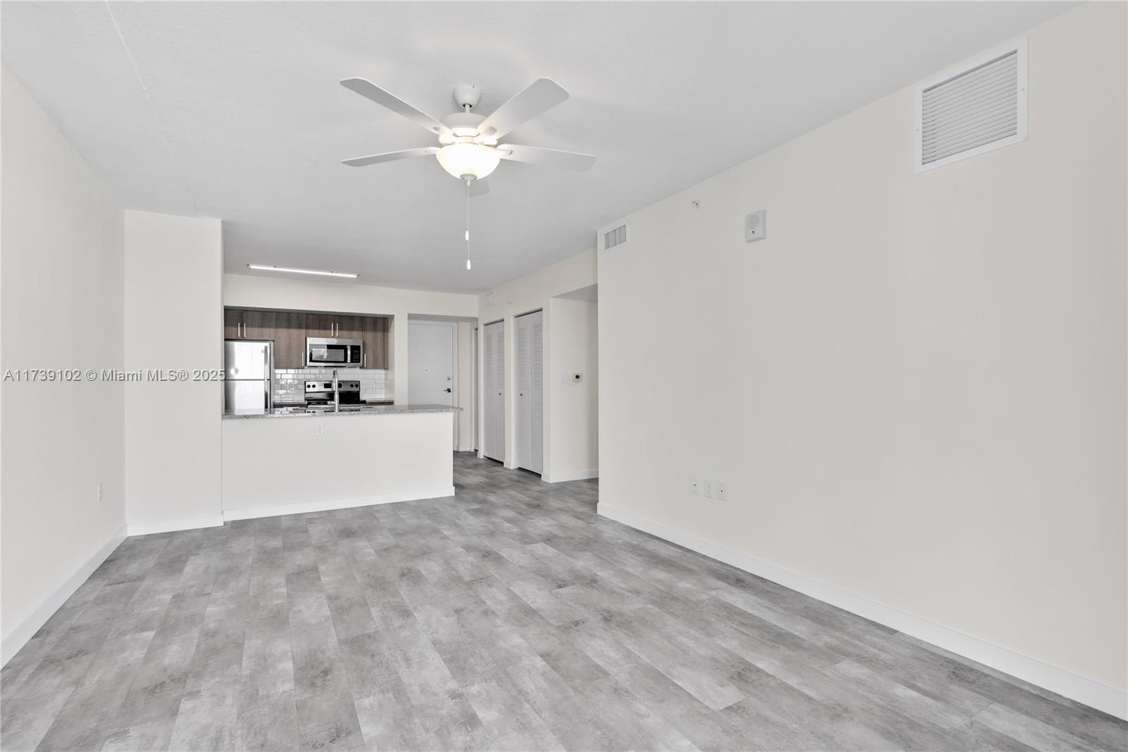 400 Nw 112th Ave – photo 3