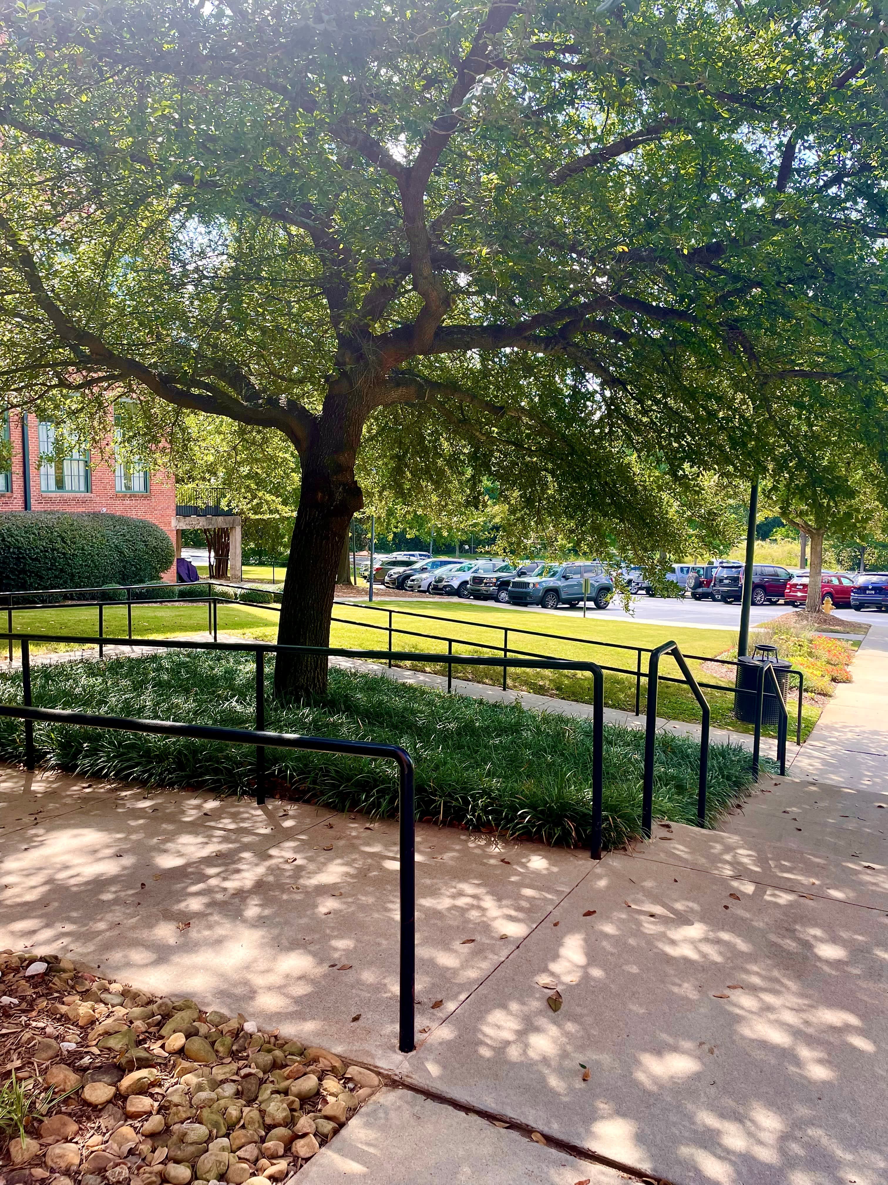 400 Mills Avenue – photo 5
