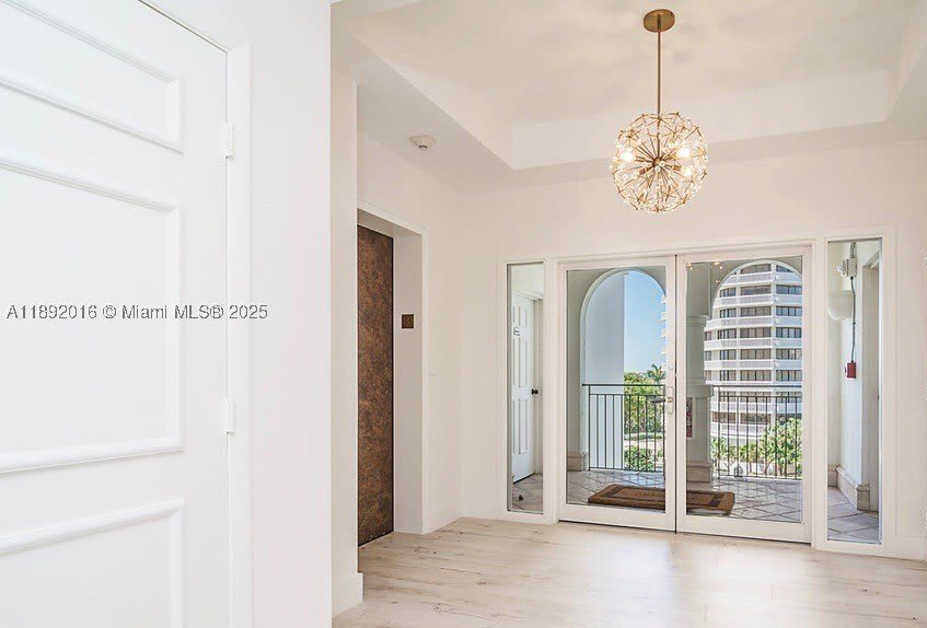 3500 Island Blvd – photo 2