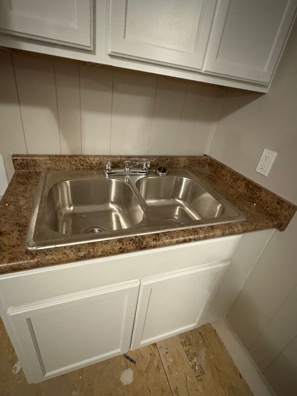 964 Brower St – photo 2