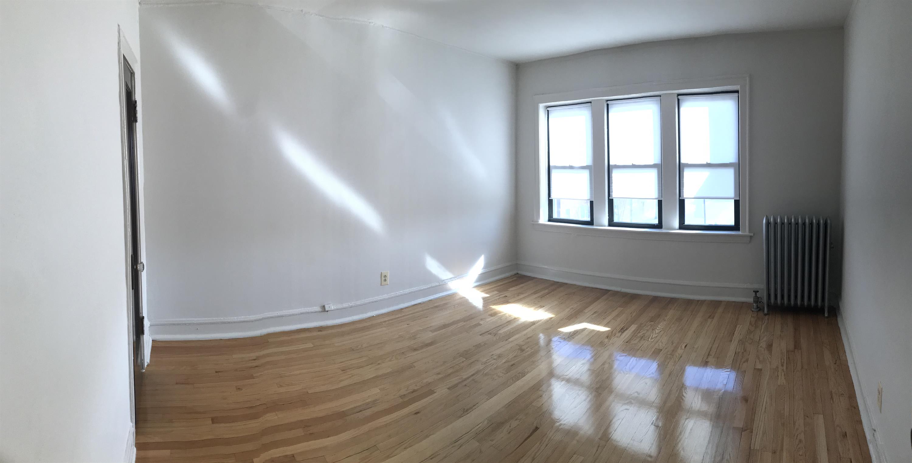 8300 So. May St – photo 2