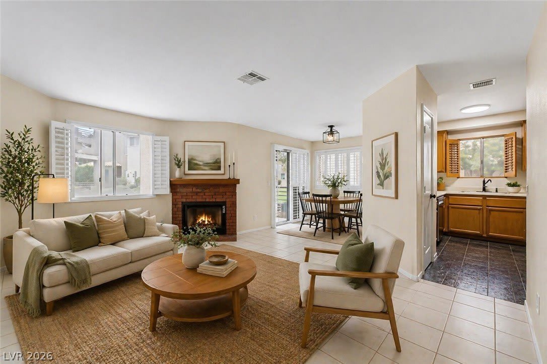 6885 Tamarus Street – photo 3