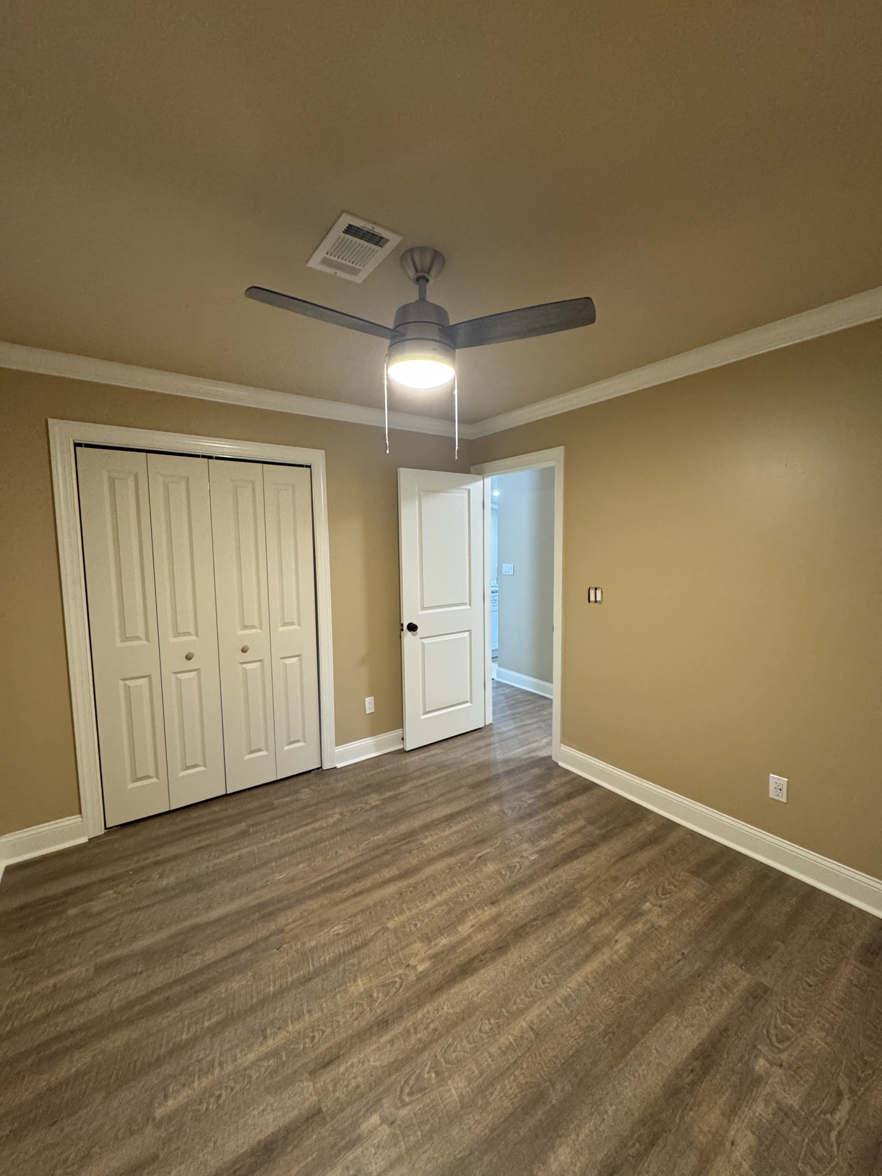 4909 Bayside Court – photo 4