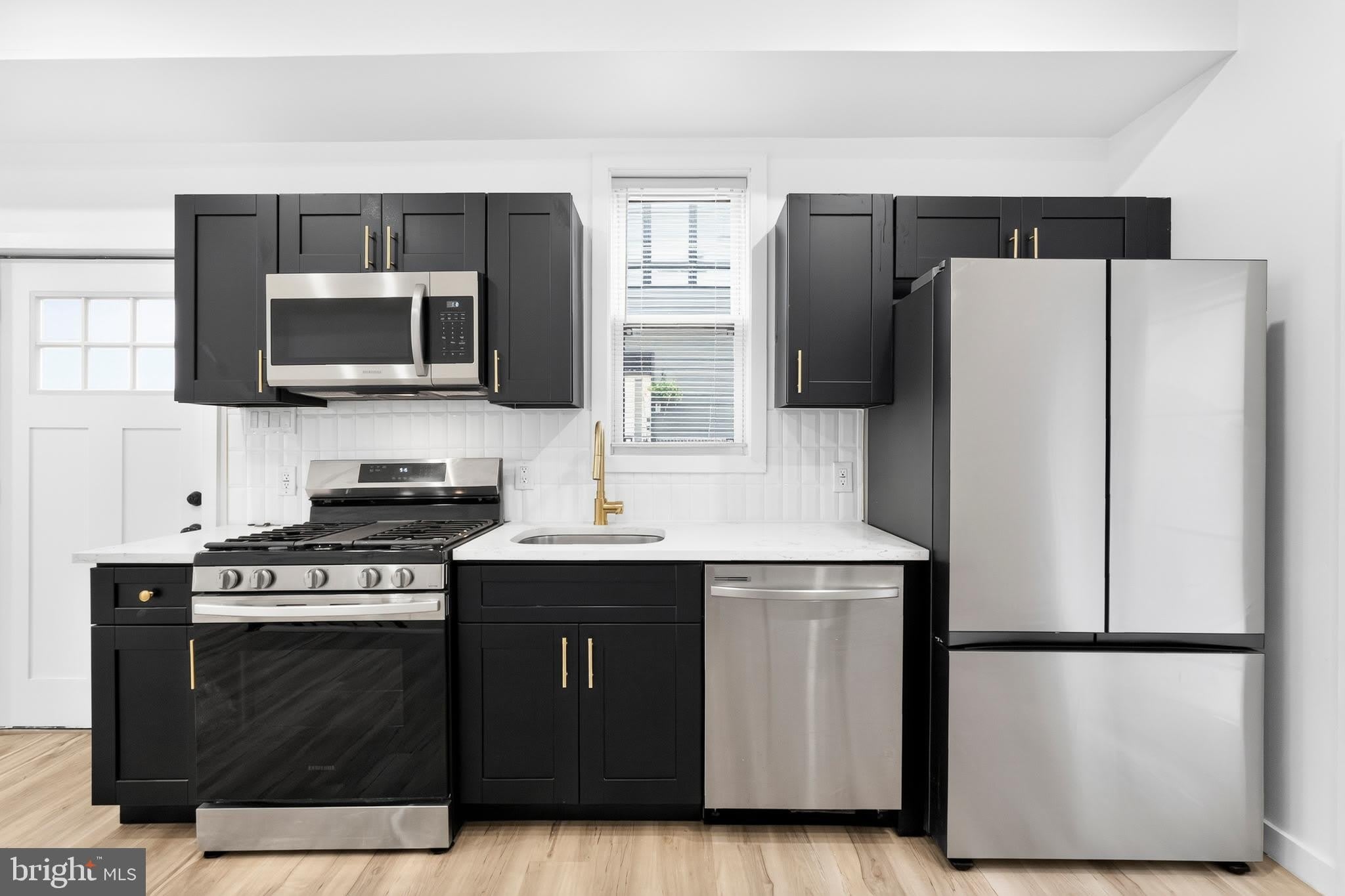 2613 TULIP Street – photo 4