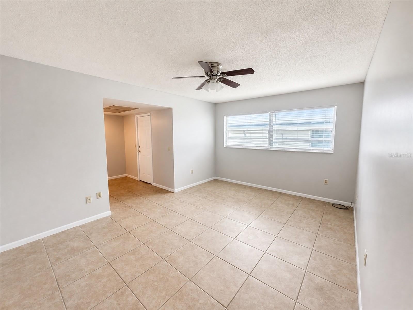 621 Ashberry Lane – photo 5