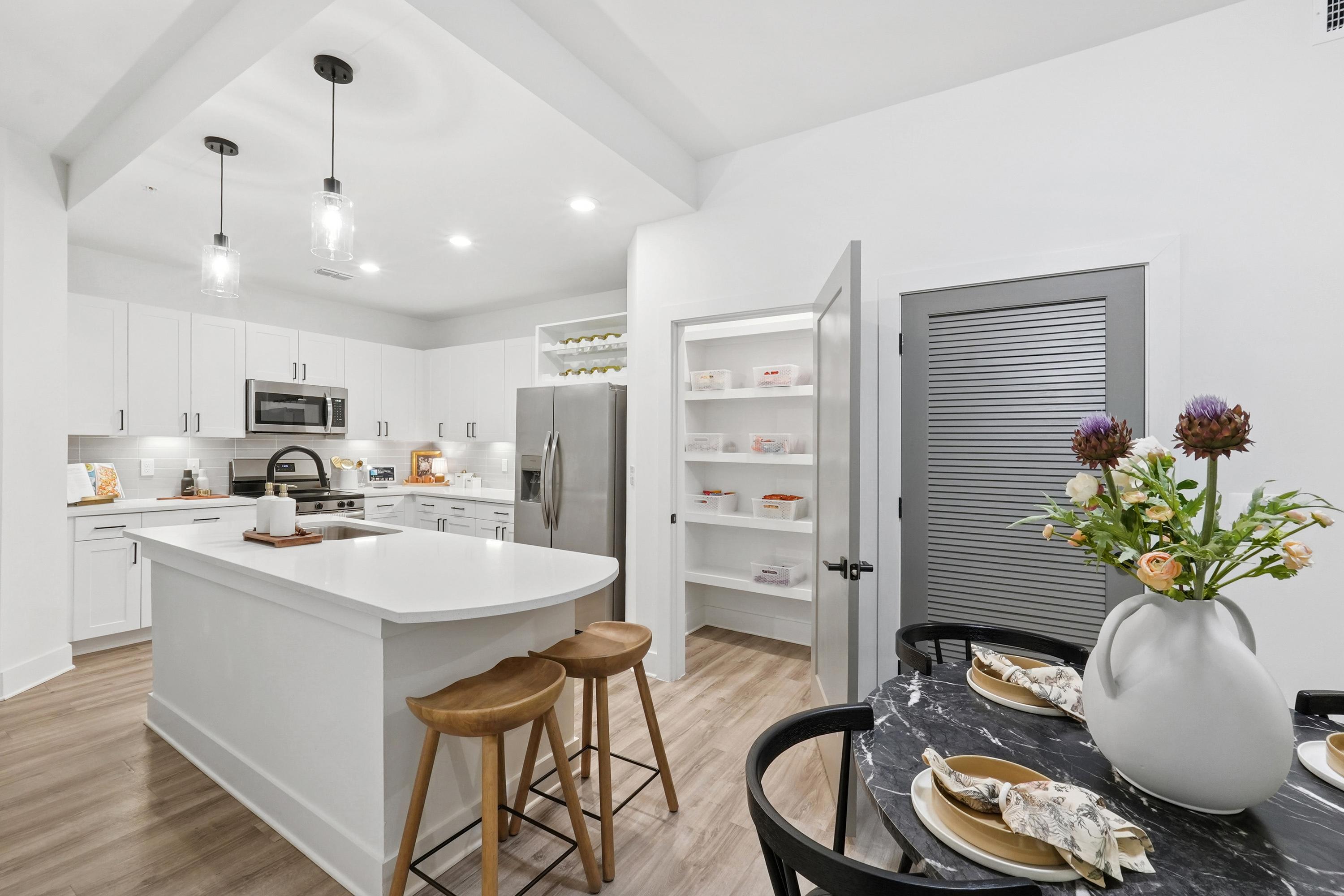 Linz Bayview Apartments – photo 2
