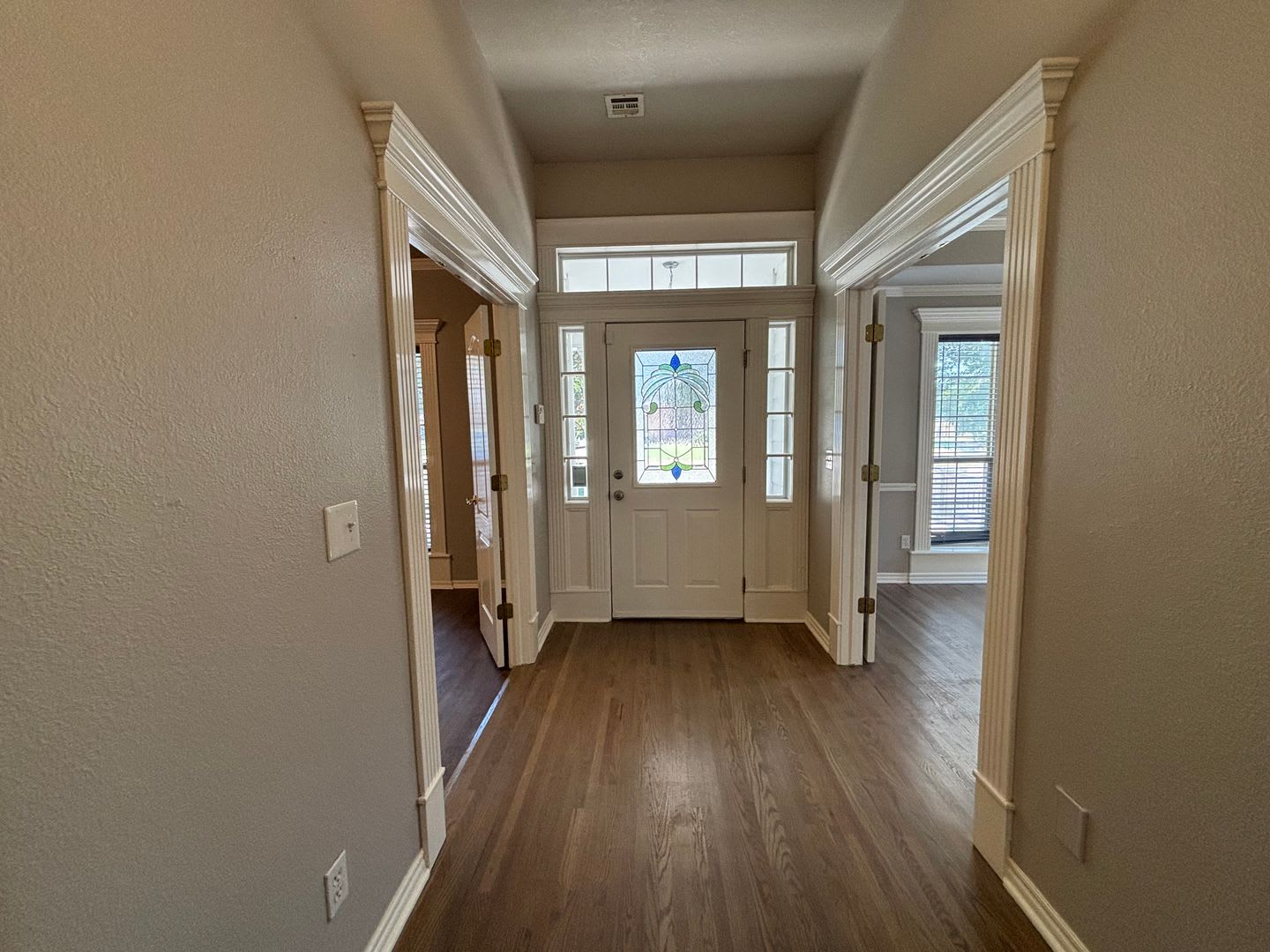 Remodeled Huge 4 Bedroom With Bonus Rooms And Many Bathrooms In Broken Arrow – photo 3