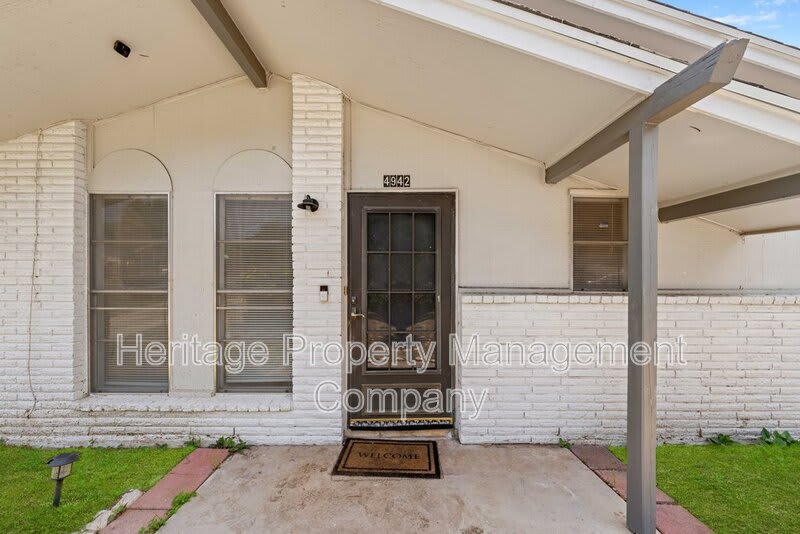 4942 Driskill Street – photo 3