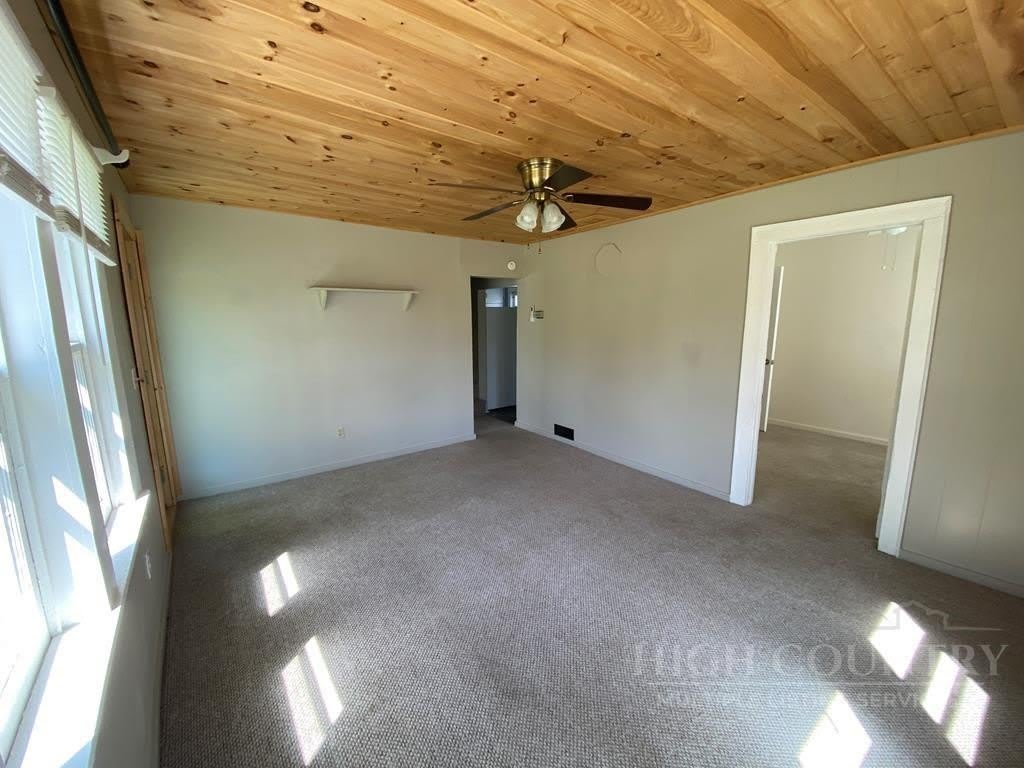 2 W 4th Street – photo 3