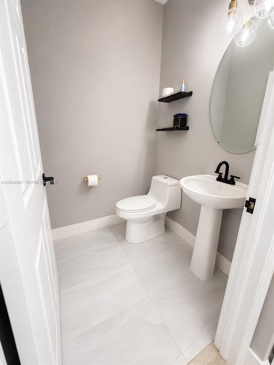 14753 Southwest 25th Street – photo 4