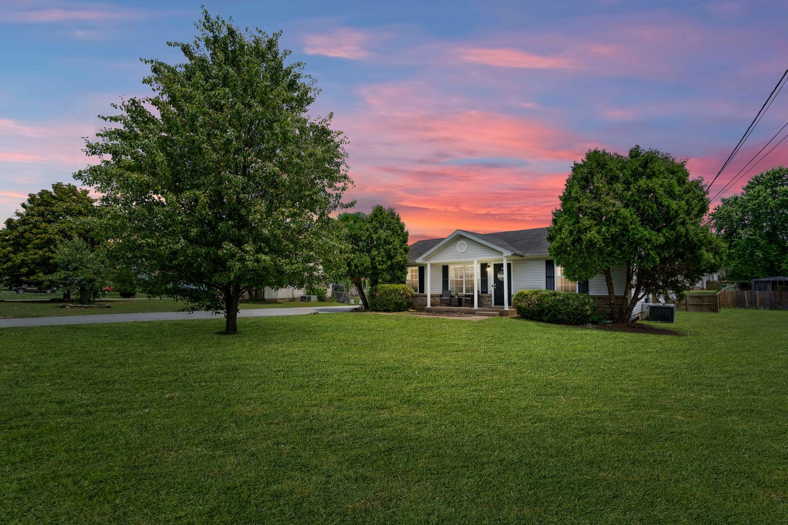 Charming House – photo 2
