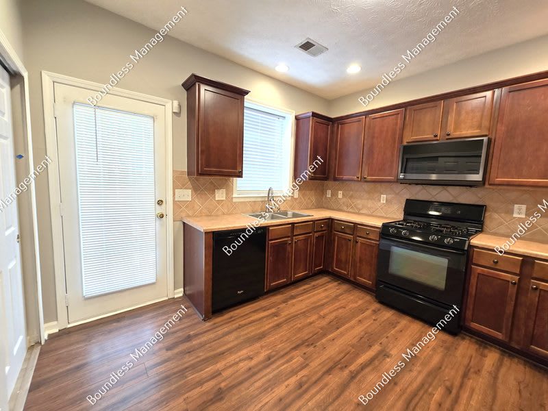 1684 Jackson Sq NW – photo 5