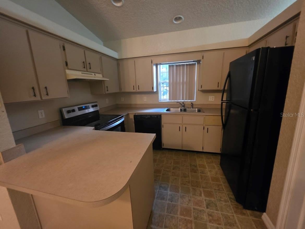40 E 13TH Street – photo 4