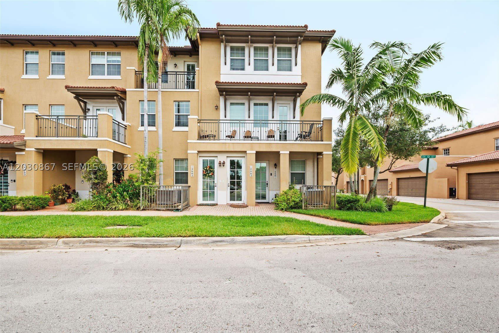 14661 SW 9th St – photo 1
