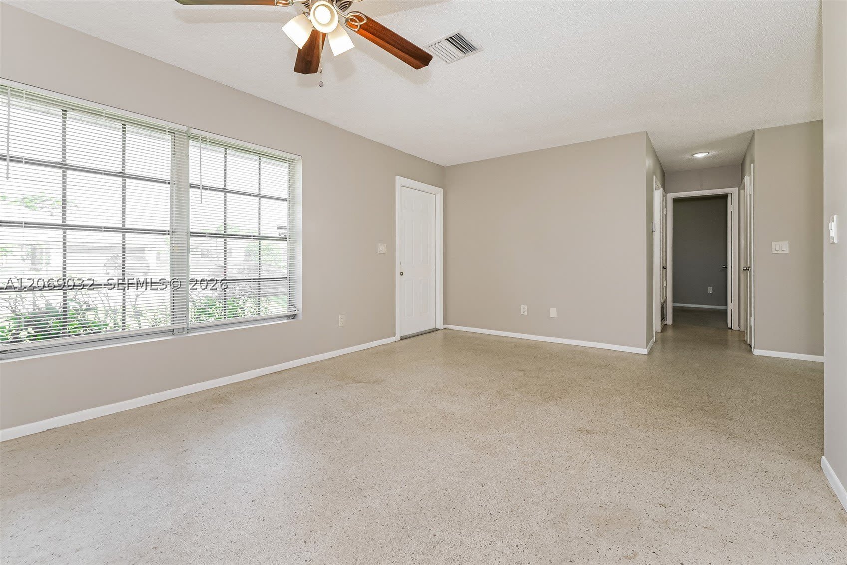 687 Sw Heather St – photo 5